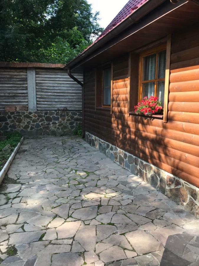Troyanda Karpat Hotel Beregvár Kültér fotó