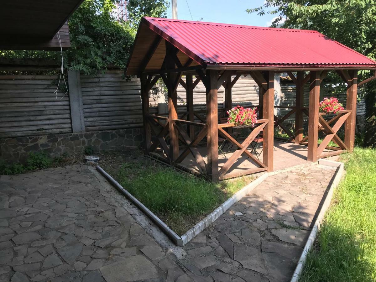 Troyanda Karpat Hotel Beregvár Kültér fotó